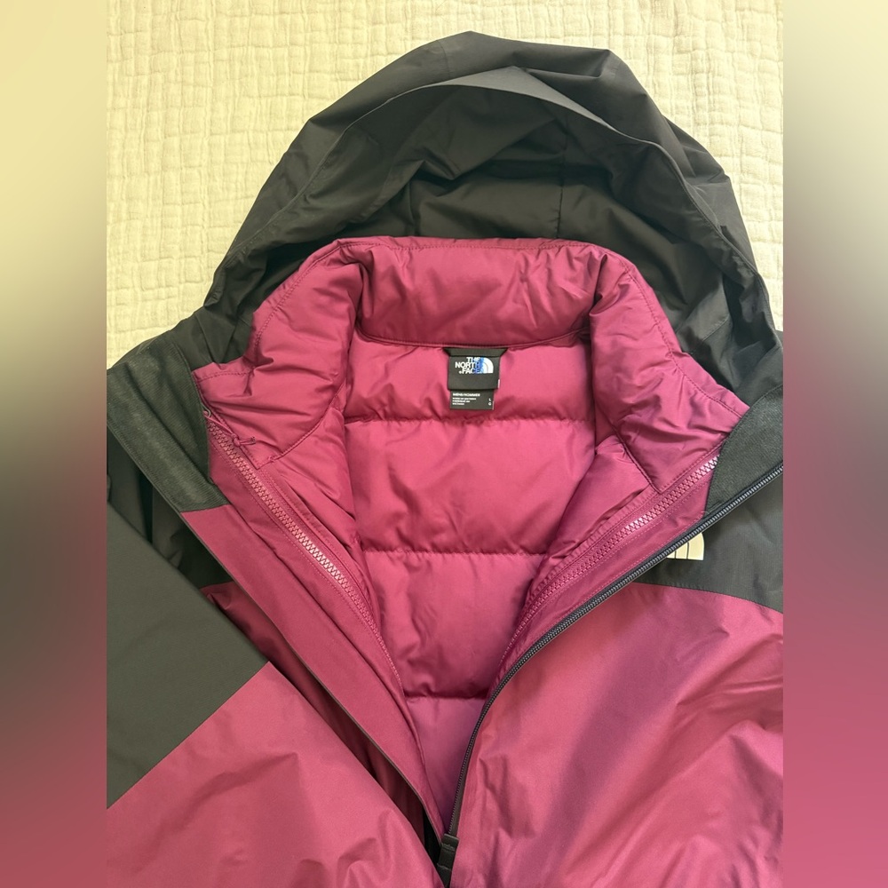 The North Face Mountain Light Triclimate Gtx Jacket Large Boysenberry/ TNF Black